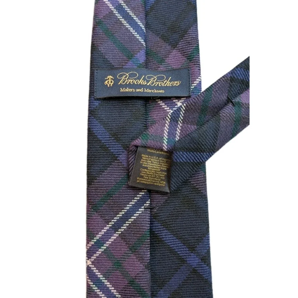 Brooks Brothers Made In USA 100% Wool Tie Purple & Blue Plaid 57